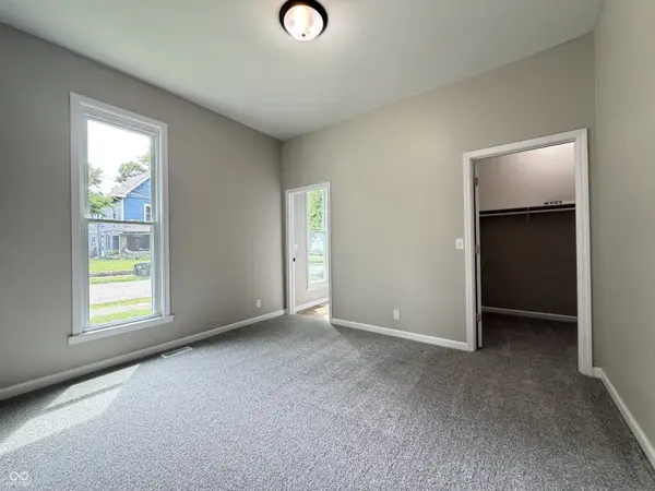 134 W Pine ST, Knightstown, IN 46148