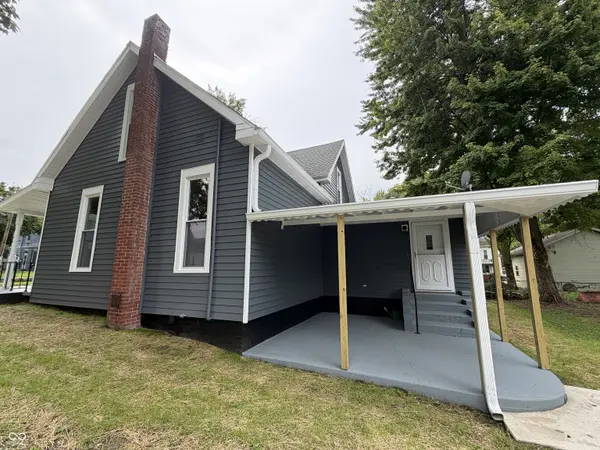 134 W Pine ST, Knightstown, IN 46148