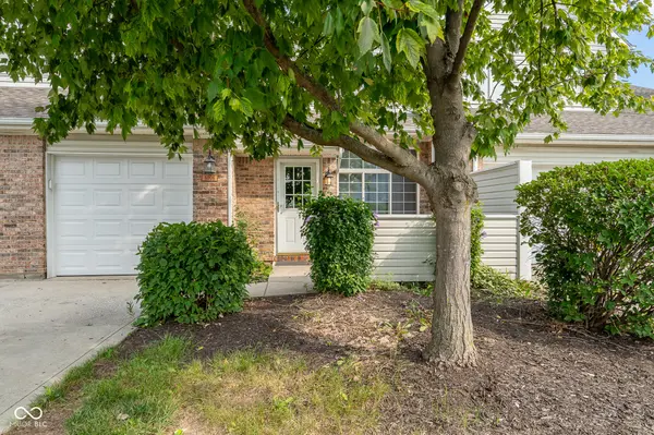 6006 Racine LN, Indianapolis, IN 46254