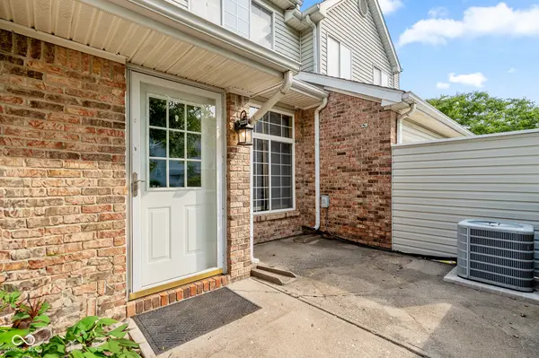 6006 Racine LN, Indianapolis, IN 46254