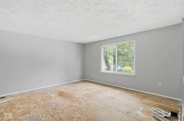 8041 E 34th ST, Indianapolis, IN 46226