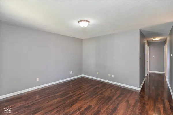 1009 Ebony CIR, Franklin, IN 46131