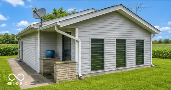 2704 E County Road 50 N, Fillmore, IN 46128