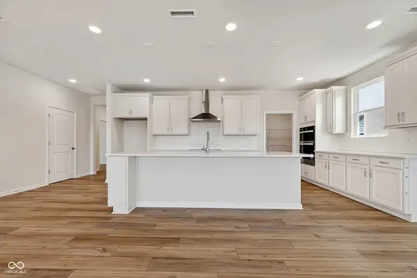 15230 Alydar DR, Westfield, IN 46074