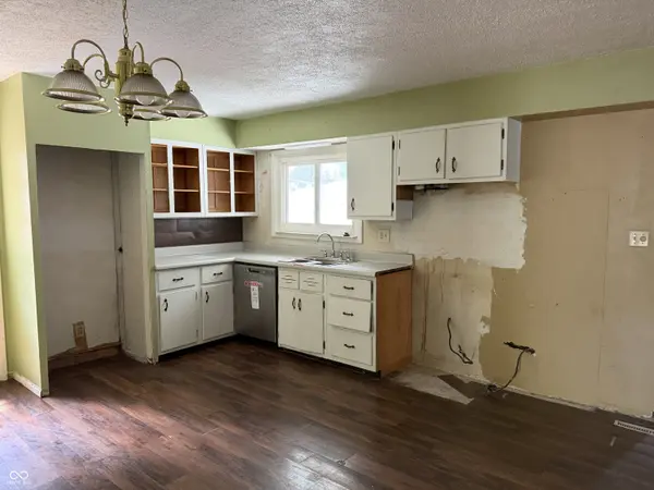 5868 Hillside AVE, Indianapolis, IN 46220
