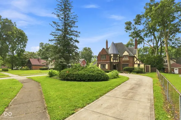 3763 Watson RD, Indianapolis, IN 46205