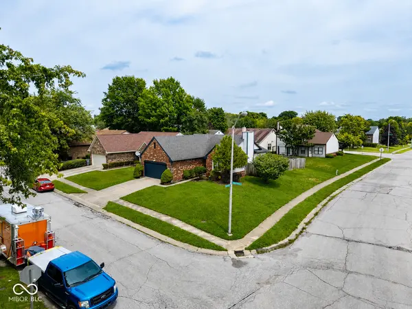 1619 Park Chase PL, Indianapolis, IN 46229