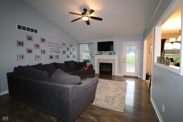 38 Terrance DR, Batesville, IN 47006