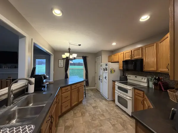 38 Terrance DR, Batesville, IN 47006