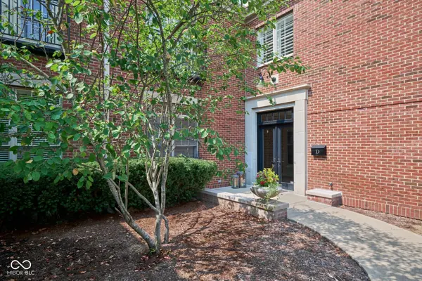 6470 Meridian Pkwy #D, Indianapolis, IN 46220