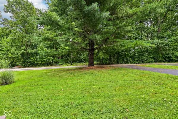 9711 E Myers, Rockville, IN 47872