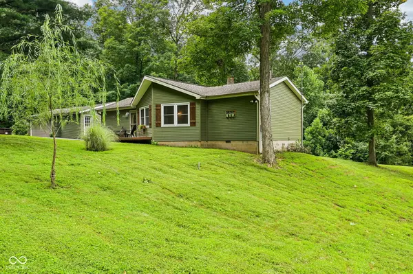 9711 E Myers, Rockville, IN 47872