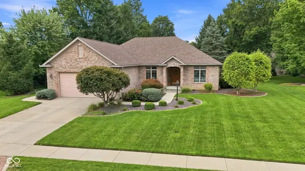 6644 Golden Oak LN, Avon, IN 46123