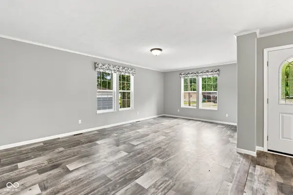 160 Skylark PL, Cloverdale, IN 46120