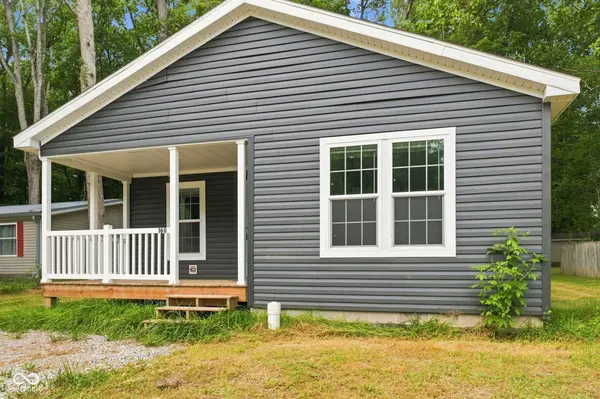 160 Skylark PL, Cloverdale, IN 46120