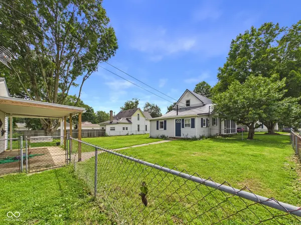 558 Central AVE, Middletown, IN 47356