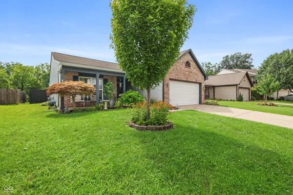 3207 Knobstone LN, Indianapolis, IN 46203