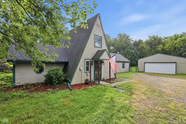 11036 N T And T LN, Mooresville, IN 46158