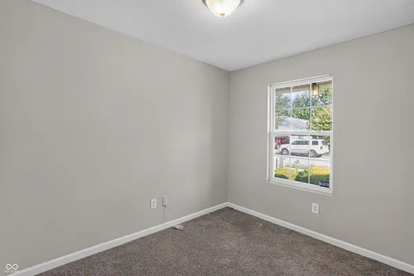 11311 Cuyahoga DR, Indianapolis, IN 46235