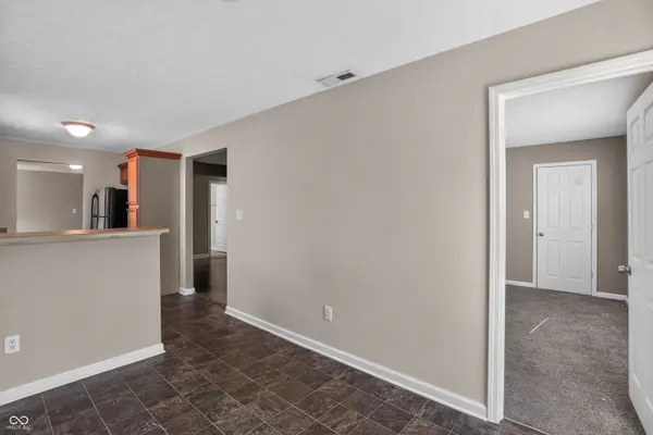 11311 Cuyahoga DR, Indianapolis, IN 46235
