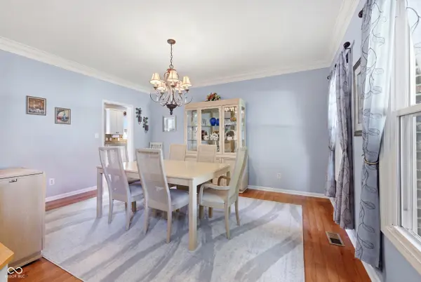 11439 Sutton Place DR E, Carmel, IN 46032