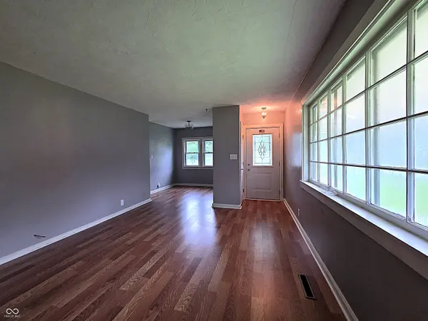 30 W 39th ST, Anderson, IN 46013