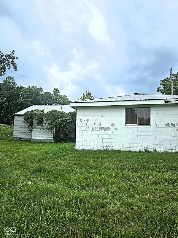 515 N Main ST, Cloverdale, IN 46120