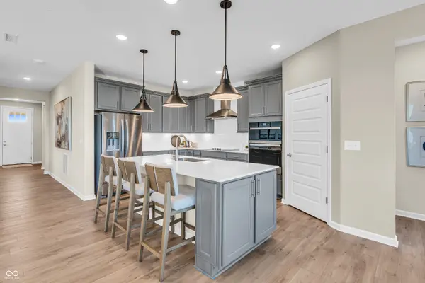 3129 Bellflower DR, Greenwood, IN 46143