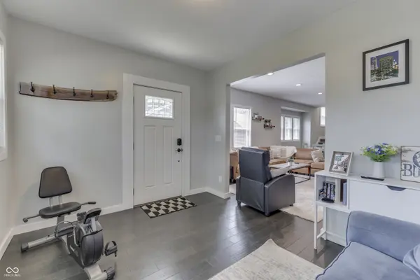 4462 Carrollton AVE, Indianapolis, IN 46205