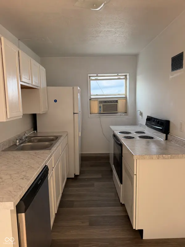 3015 S Holt #A, Indianapolis, IN 46221
