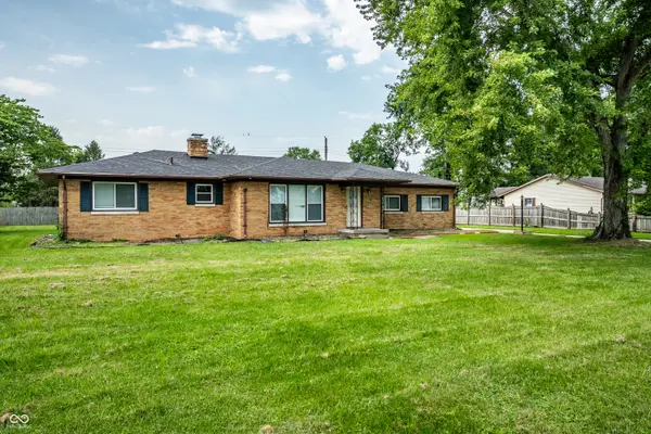 1015 Elizabeth LN, Terre Haute, IN 47802