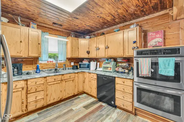 4156 Tincher RD, Indianapolis, IN 46221