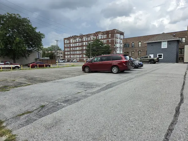 841 N Delaware ST, Indianapolis, IN 46204