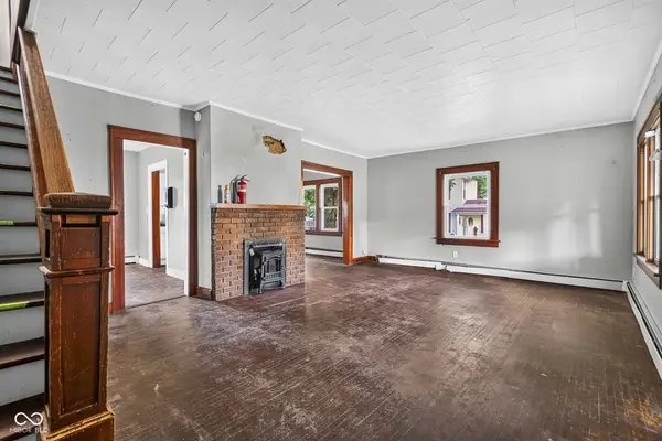 317 W Thompson ST, Sullivan, IN 47882