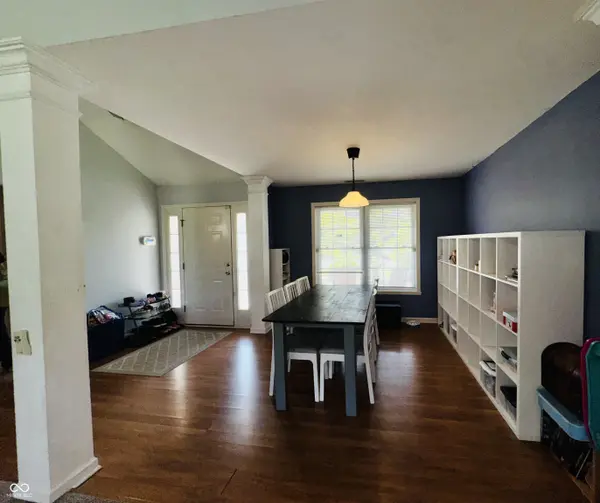 1071 Bennington CT, Greenwood, IN 46143