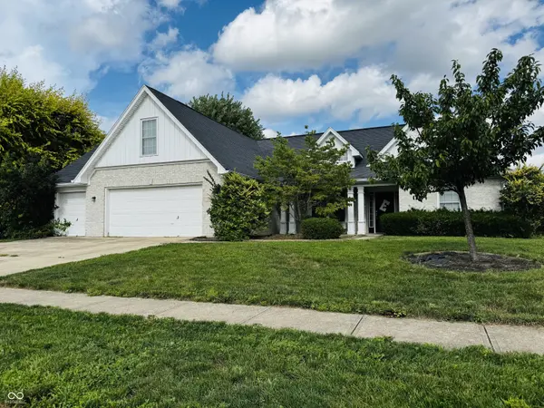 1071 Bennington CT, Greenwood, IN 46143