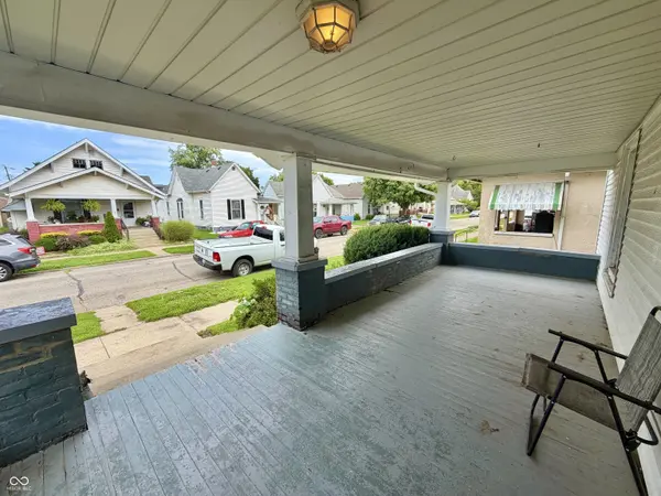 131 2nd ST, Shelbyville, IN 46176