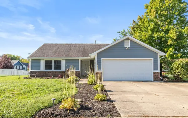 125 Rolling Ridge RD, Shelbyville, IN 46176