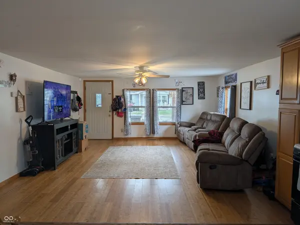 232 Pence ST, Columbus, IN 47201