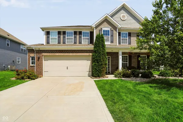 8726 Hornady DR, Indianapolis, IN 46239