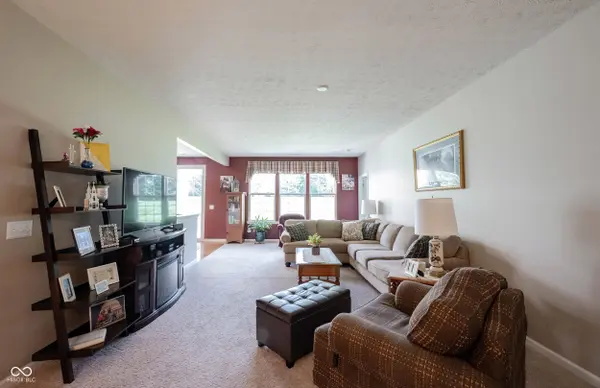 15962 Venito TRL, Fishers, IN 46037