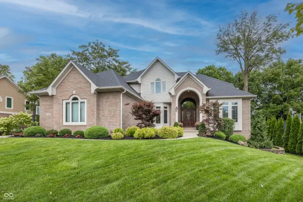 10522 Aeronca LN, Fishers, IN 46055