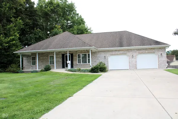 99 Center CT, Franklin, IN 46131