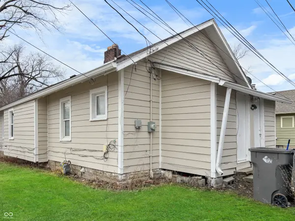 5210 Burgess AVE, Indianapolis, IN 46219
