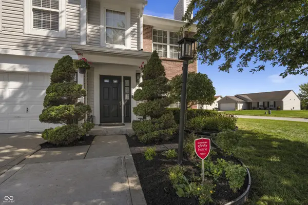 9736 Piper Lake DR, Indianapolis, IN 46239