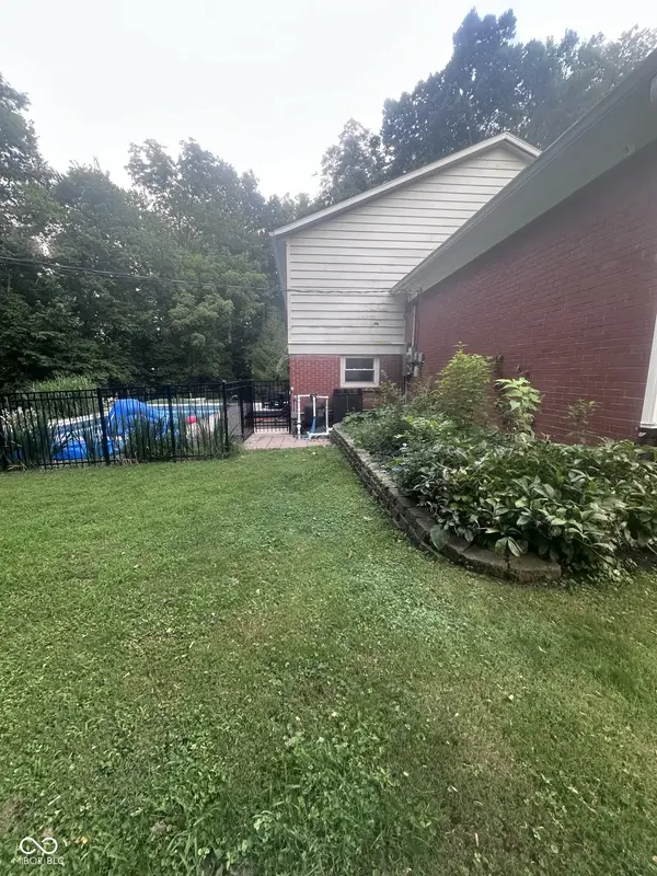 2 Locust Hill ST, Crawfordsville, IN 47933