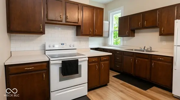 417 E 4th ST, Seymour, IN 47274