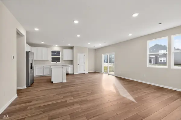 3726 Gordon DR, Whitestown, IN 46075