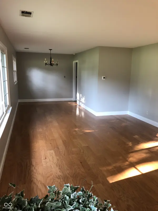 6347 Breamore RD, Indianapolis, IN 46220