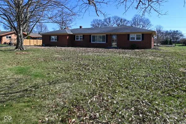 6347 Breamore RD, Indianapolis, IN 46220